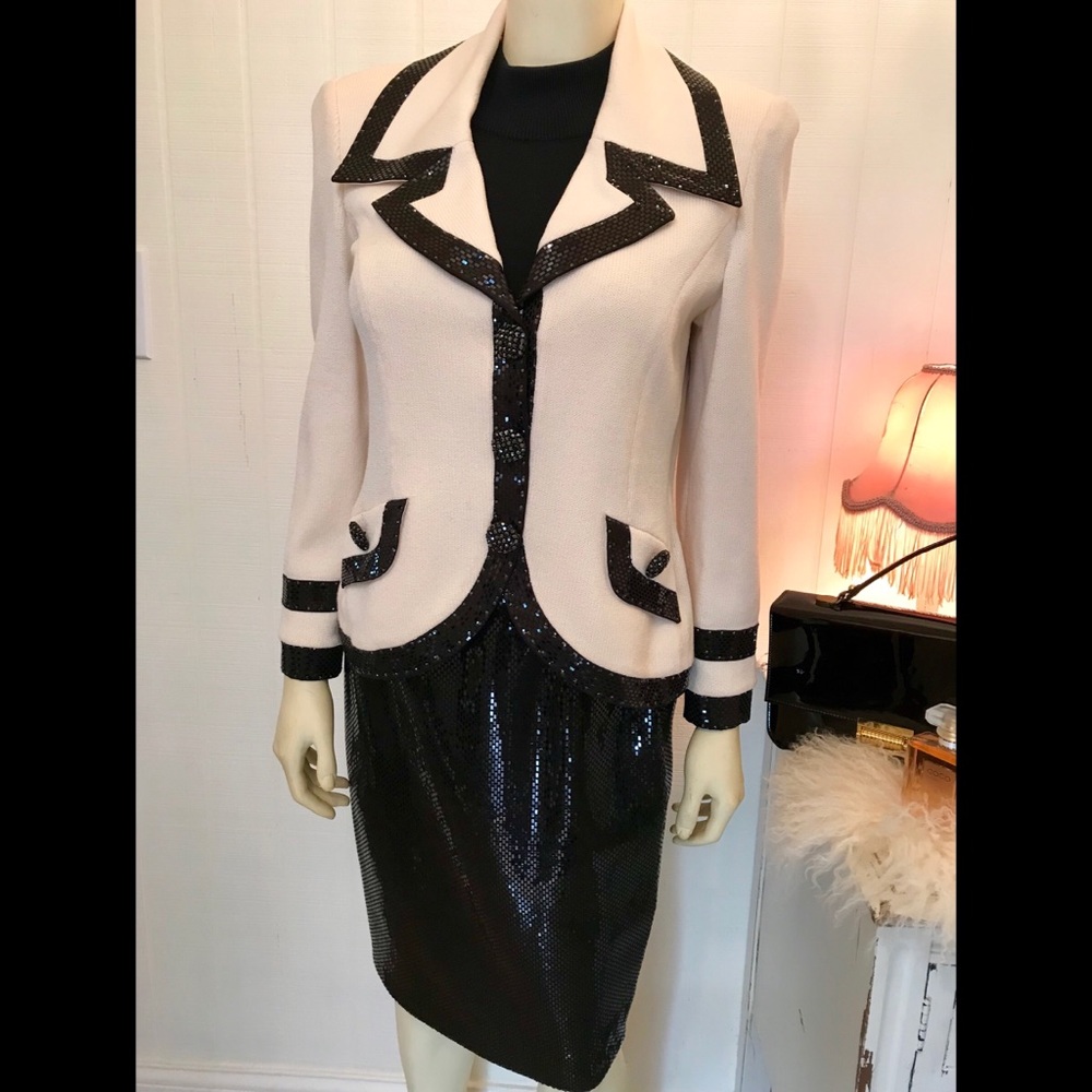 St John Evening By Marie Gray Suit